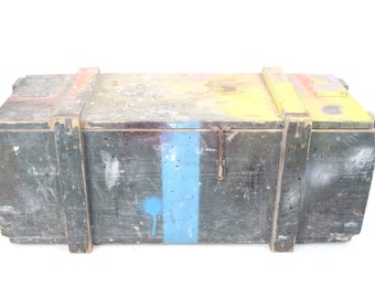 Antique chest | Box