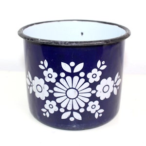 Vintage milk pot with handle | blue with floral pattern