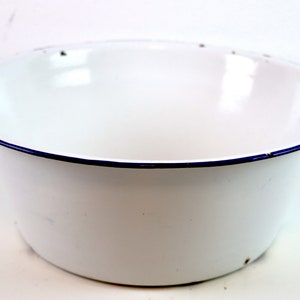 Enamel bowl | white with blue border | vintage