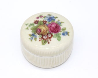 Porcelain pill box with flowers