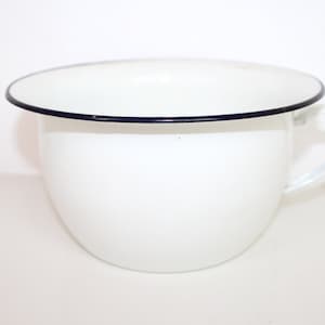 Enamel bowl with handle | white-blue