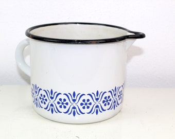 pot à lait vintage | blanc avec bordure bleue