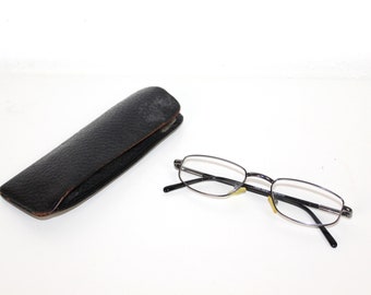 Vintage glasses with case