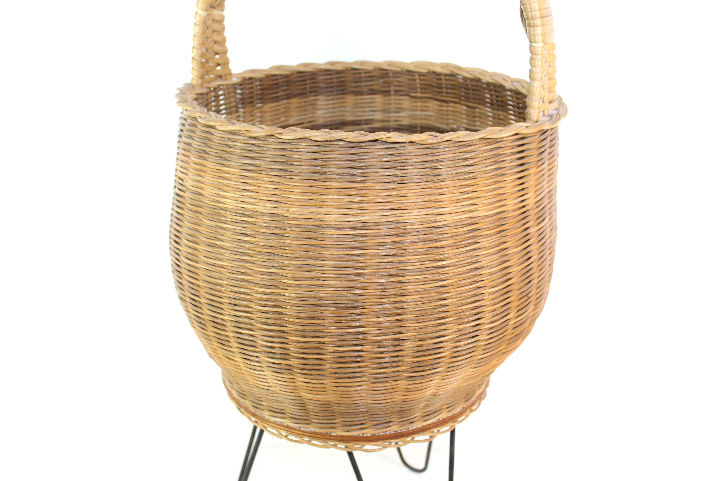 Vintage Basket With Feet Etsy