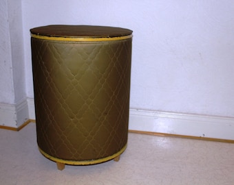 Shabby Bin / Laundry Bin - Vintage