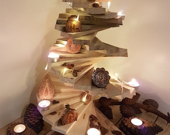 Árbol de Navidad de madera de tamaño medio