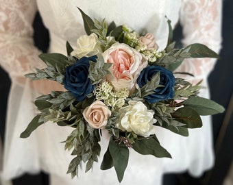 Blush and navy wedding bouquets, bridesmaid bouquet, spring wedding florals