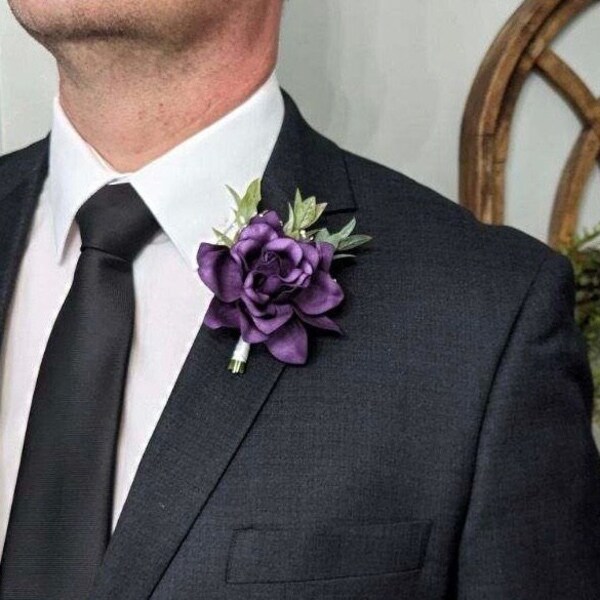 Plum gardenia Boutonnière, Gardenia boutonnière, Purple Boutonnière, Men’s wedding flower