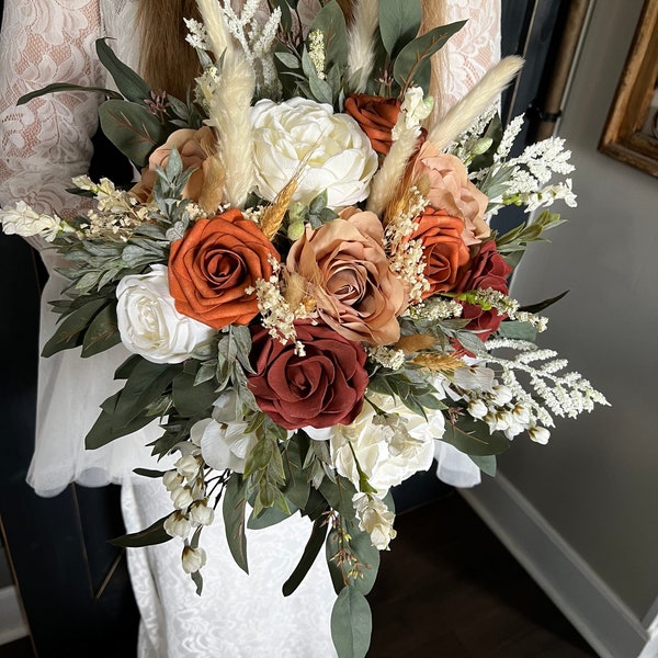 Terracotta and rust boho wedding bouquets; terracotta and ivory bouquet, boho bouquet, fall bouquet