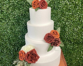 Terracotta and rust Cake flower arrangements, small flower clusters, flower accents