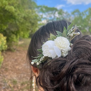 Hair piece for Bride, white floral hair comb, wedding hair piece,  wedding accessories, bridal pin