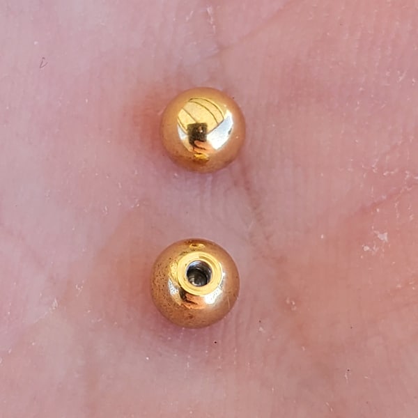 Yellow Gold Color Balls 20g 18g 16g 14g Replacement Balls. Externally threaded, 2mm 3mm 4mm 5mm, 2 Balls per order