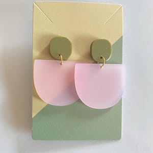 Paire De Boucles D'oreilles Occasion - Modèle 8-2/N3 - Sans Marque