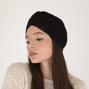 Lace turban in black color for summer image 1