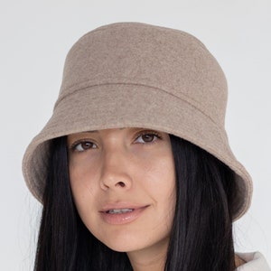 Cappello da pescatore in lana: elegante cappello invernale da donna