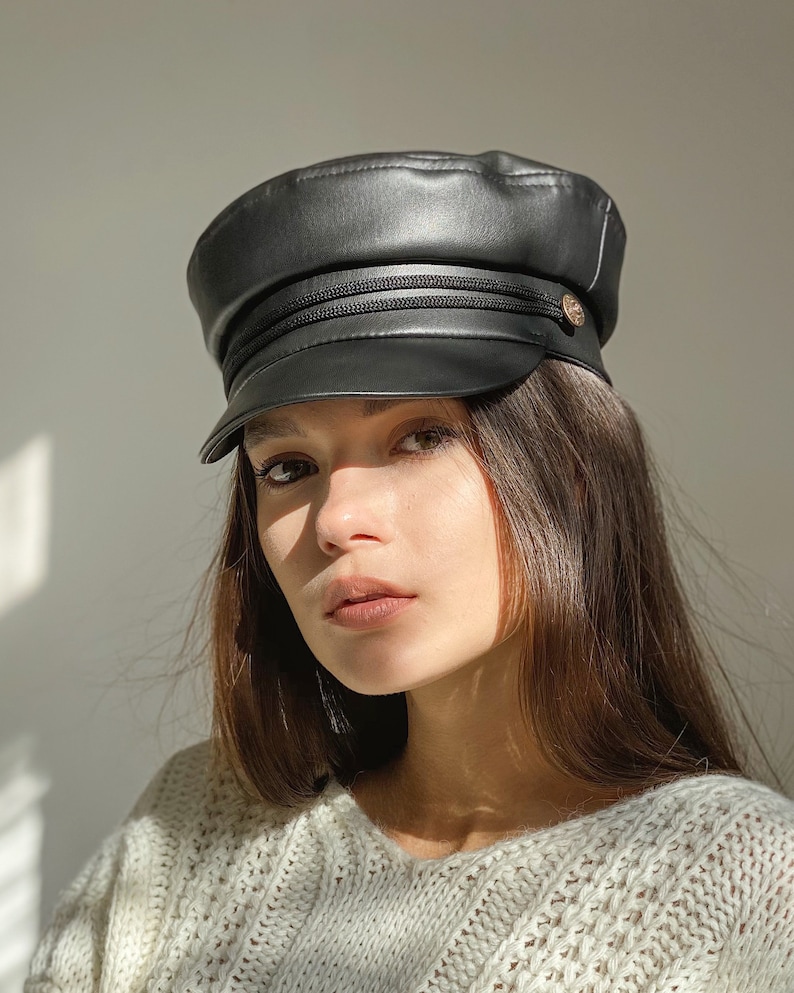 Leather fiddler cap, Women newsboy cap, Baker boy hat, Fall Winter cap. image 2