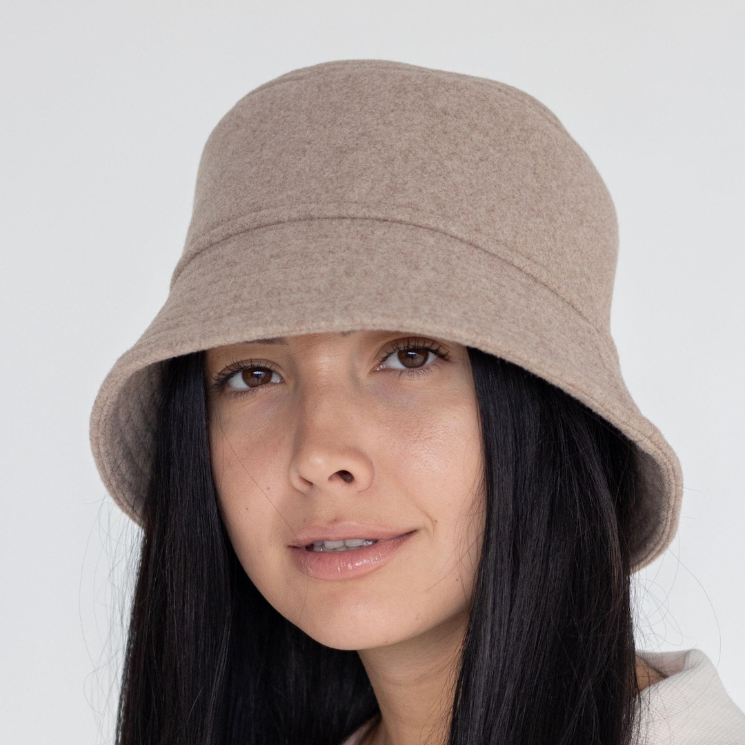 Elegant White Bow Lace Woolen Bucket Hat