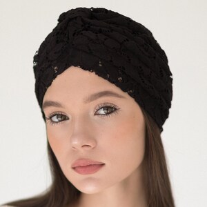 Lace turban in black color for summer image 2