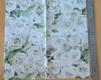 Floral paper napkin