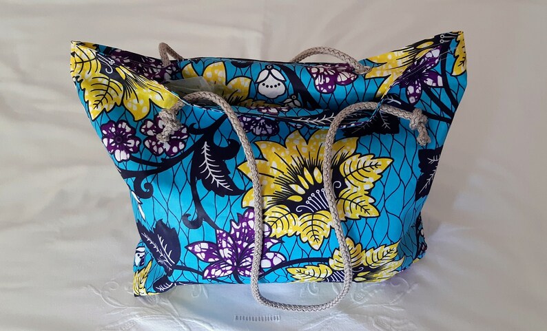 SHOPPING BAG