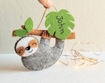 Sloth in felt, customizable with name