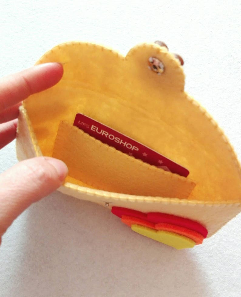 Felt coin purse with hearts