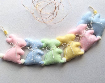 Felt bunny garland, easter pastel