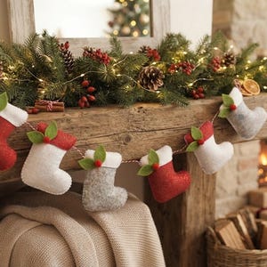 Christmas stocking garland, felt stocking