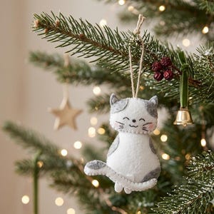 Vilten kat, kerstversiering