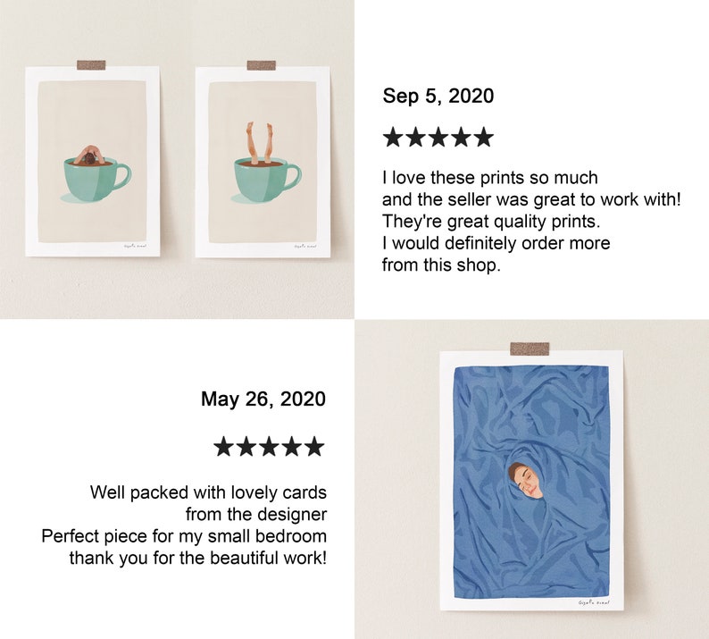 Puede incluir: Tres impresiones de arte digital que muestran a una persona sumergida en una taza de caf&eacute;, una taza de t&eacute; y una manta azul. Las impresiones est&aacute;n enmarcadas y colgadas en una pared blanca. Las impresiones est&aacute;n acompa&ntilde;adas de rese&ntilde;as positivas de clientes.