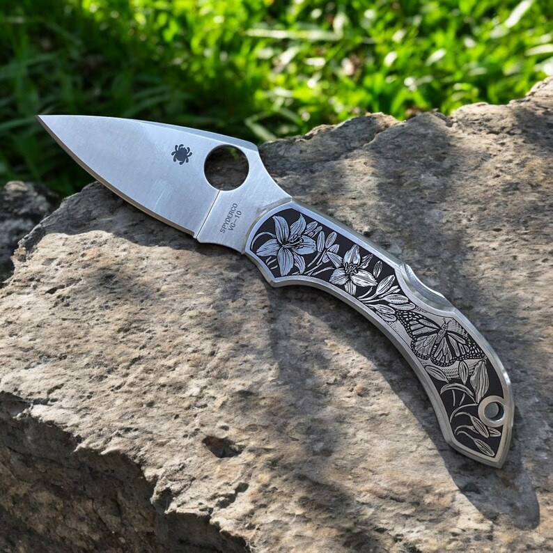 Spyderco Dragonfly - Stainless Steel with Intricately Engraved Lillies and Monarch Butterfly - Position Open