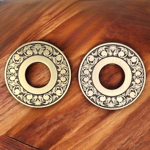 Pickup Selector Ring Plate for Gibson Guitars - Engraved Traditional Scrollwork