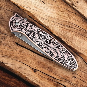 Kershaw Leek - Laser Engraved Traditional Scrollwork