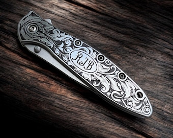 Kershaw Leek - Laser Engraved Scrollwork - Personalized with Initials