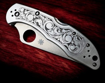Spyderco Delica with Engraved Traditional Scrollwork