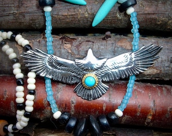 AnnaPurna necklace Eagle, agate, turquoise, quartz, wood