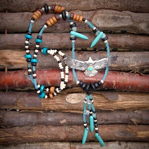 AnnaPurna Collier aigle, agate, turquoise,quartz, bois image 2