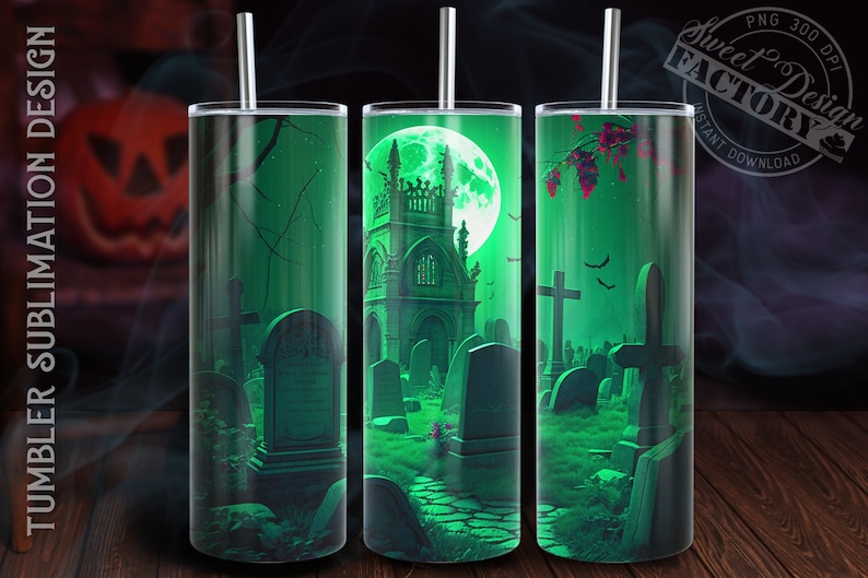 Puede incluir: Tres dise&ntilde;os de vasos de sublimaci&oacute;n verde y negro con una escena de cementerio espeluznante con luna llena, una iglesia y una cruz.