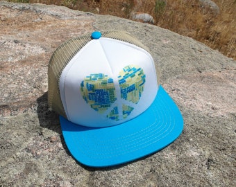 ALMOST FREE !! | Kids Peace Heart Trucker Hat - Youth Snapback Cap