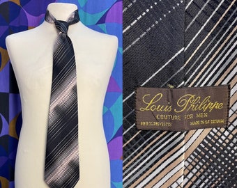 Fabulous Vintage 70s Black, White and Beige Diagonal Striped Patterned Large Polyester Kipper Tie Made in Great Britain by Louis Philippe