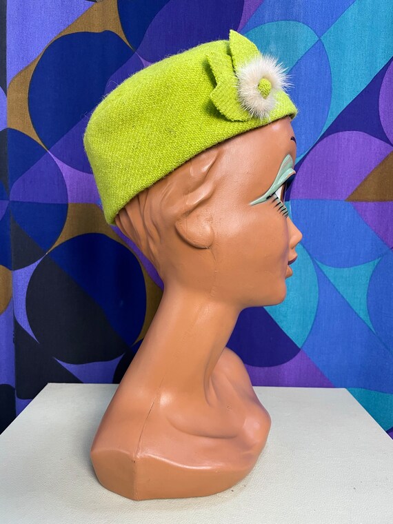 Beautiful Vintage 60s Bright Lime Green Woven Woo… - image 3