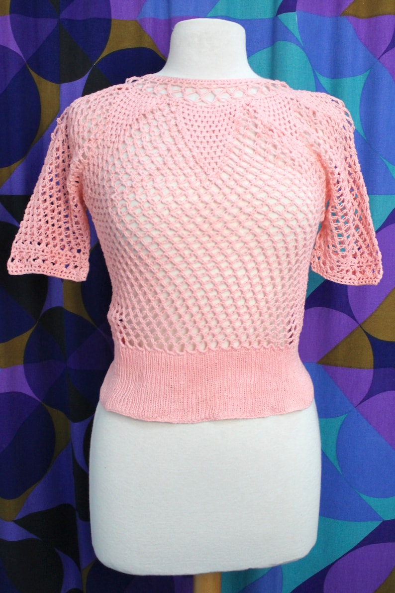Beautiful Vintage 50s Handmade Baby Pink Crochet Short Sleeved Top with Button Neck Detail UK Size 8 Small