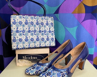 Amazing Vintage 60s Blue Flower Embroidered Block Heel Shoes and Matching Handbag Set UK Size 6 in Original Boxes!