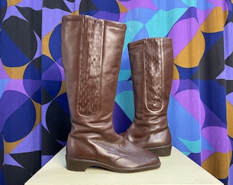 Fab Vintage 60s 70s Brown Fleece Lined Knee High Boots with Elasticated Side and Small Heel by Diana Broadway UK Size 4.5