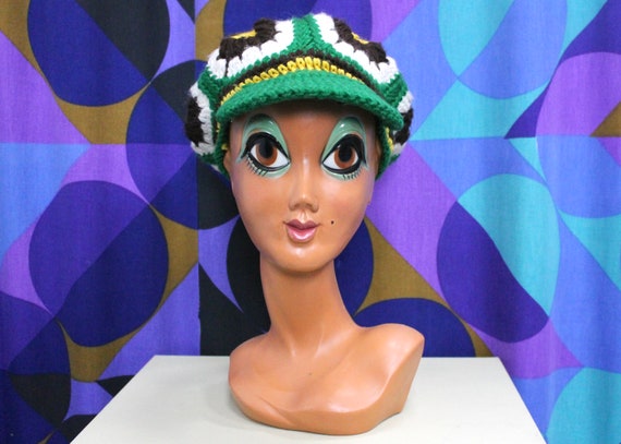 Amazing Vintage Green, Yellow, Black and White Cro