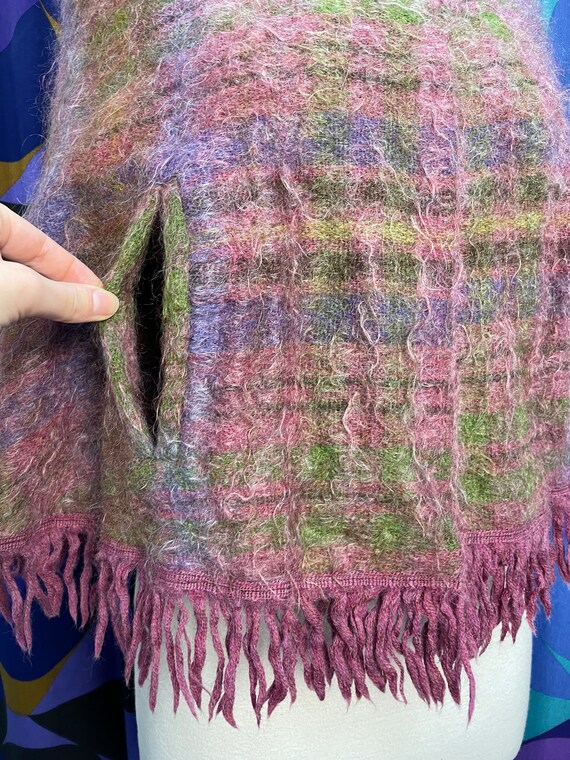 Gorgeous Vintage 60s Purple Mohair Wool Short Cap… - image 7