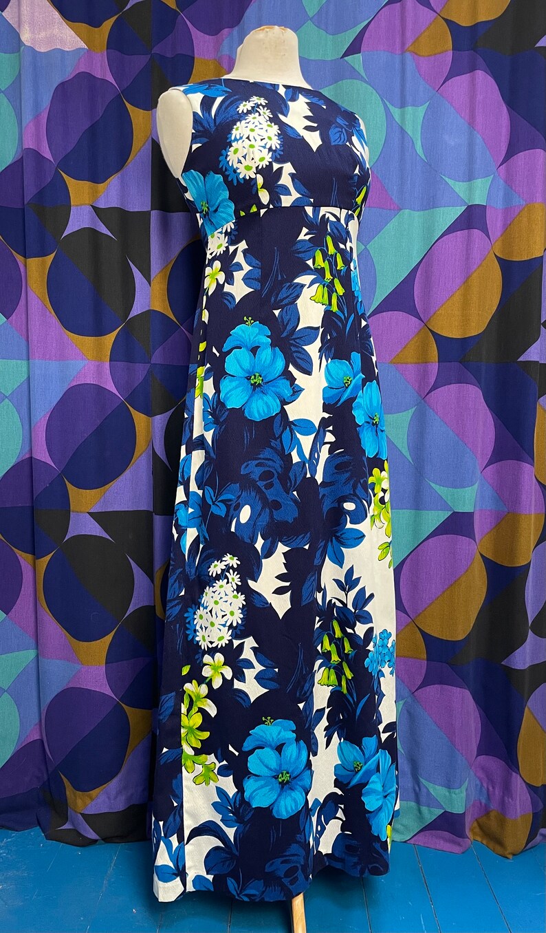 Beautiful Vintage 70s Blue Hawaiian Print Sleeveless Maxi Dress With ...