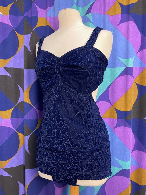 Gorgeous Vintage 1940s/50s Deep Blue Navy Floral … - image 3