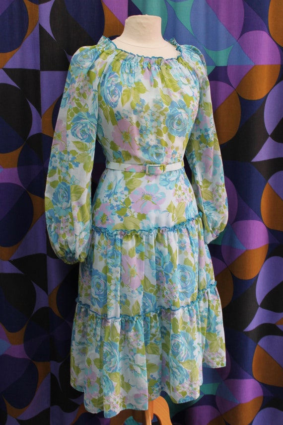 Gorgeous True Vintage Original 70s Boho Floral Pri
