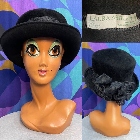 Amazing Vintage 90s Black Felt Hat with Black Lac… - image 1